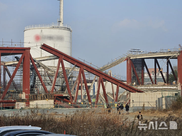 광주대표도서관, 6개월 전 사망 사고…안전수칙 지켜졌나(종합)