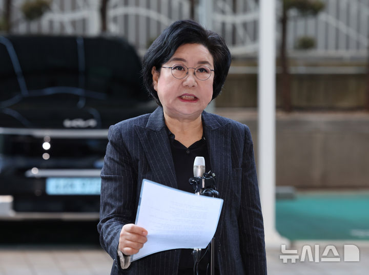 이혜훈 '영종도 땅투기' 의혹…국힘 주진우 "갑질 이어 부동산 투기"