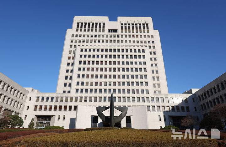 '백신 입찰담합' 녹십자·유한양행 등 제약사 6곳 무죄 확정