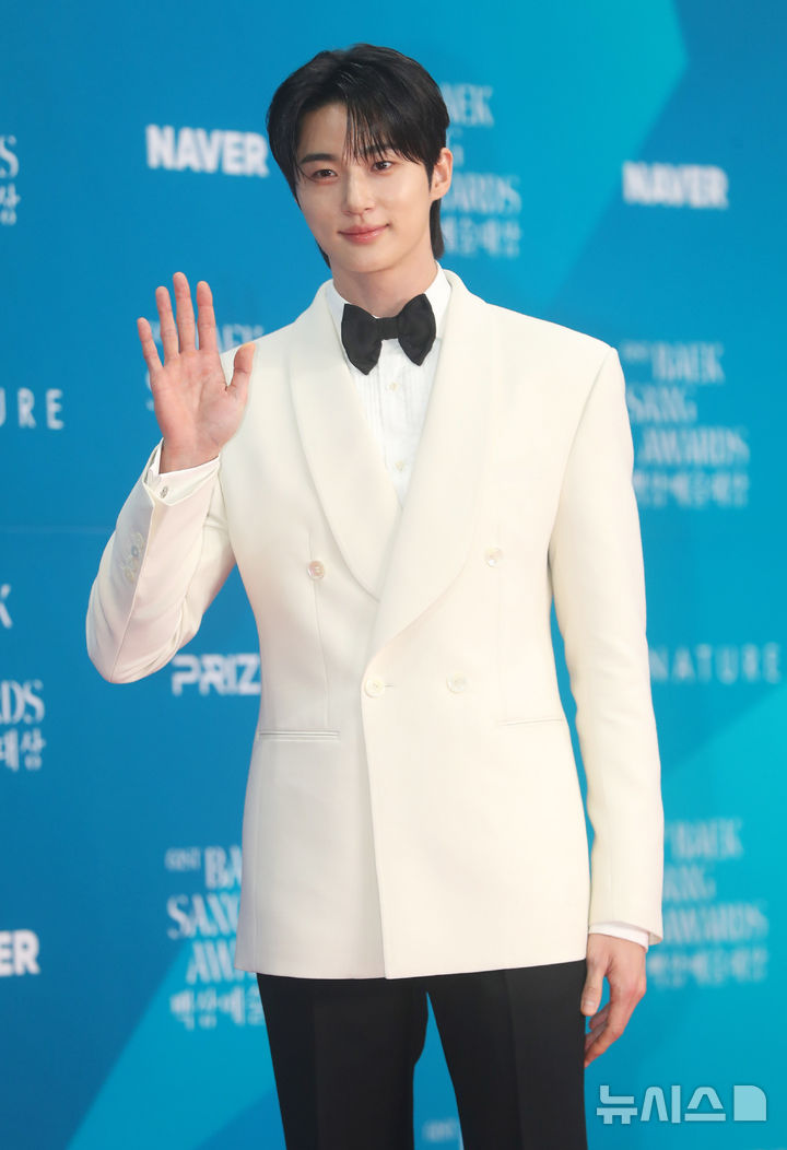 "성희롱 고소"…변우석 측, 악플러 법적대응