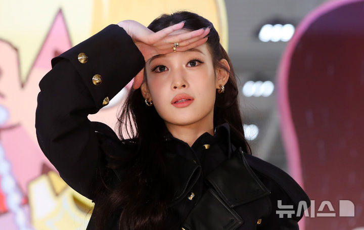 '신세계 장녀' 애니, 美 컬럼비아대 복학 "먼저 말 못 해 미안"