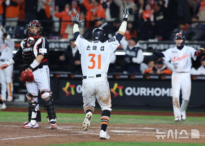 아직도 불분명한 손아섭의 거취…찬바람 맞는 리그 '최다 안타 타자'
