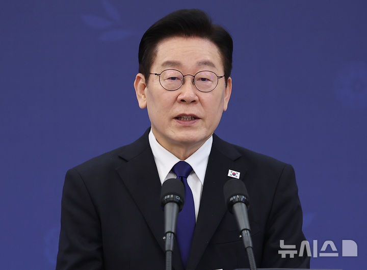 이 대통령 "국정과제 만족도 조사 이래 최고…국민 실질 변화 성과"